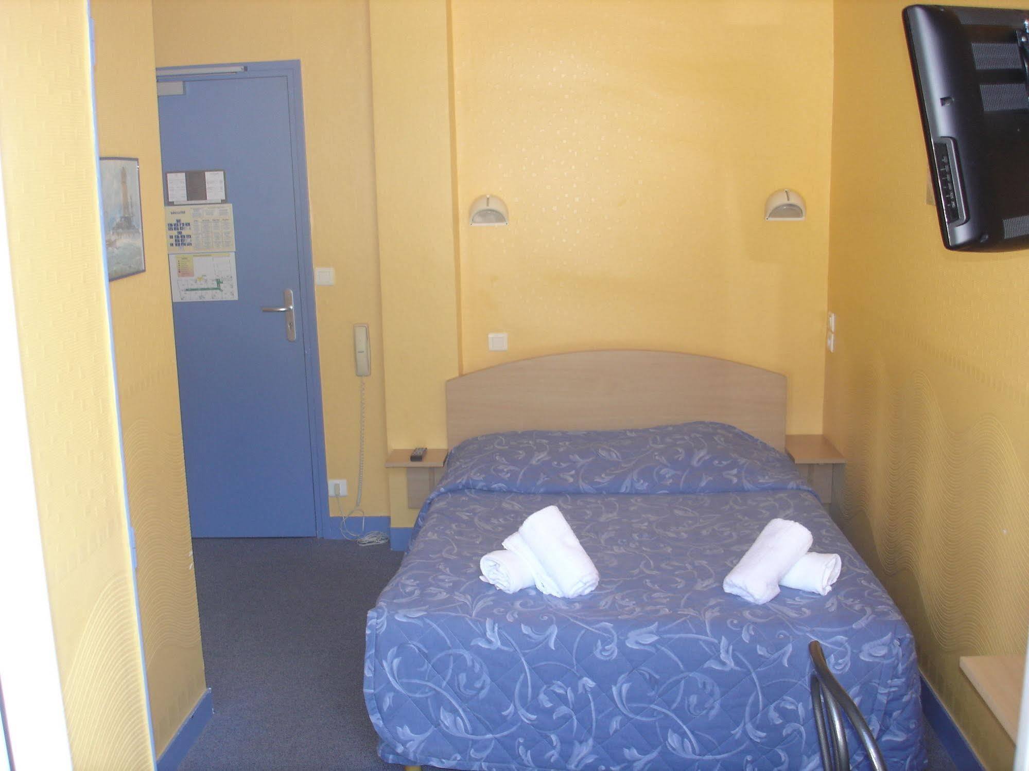 Hotel Des Sables Blancs Douarnenez Bagian luar foto